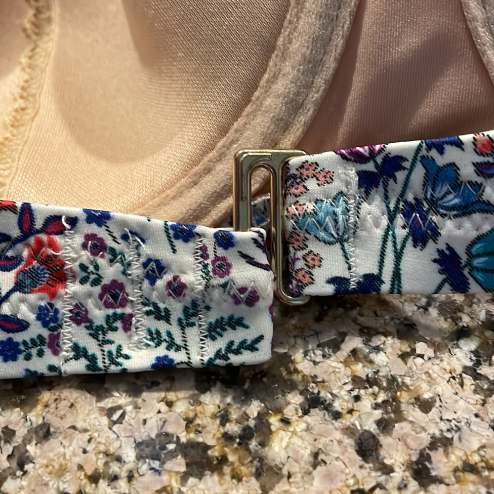 JCrew Ruffled Bikini Top - Picture 5 of 7